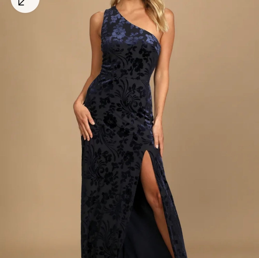 Lulus Marvelous Moi Navy Blue Burnout Velvet One Shoulder Maxi Dress size Small